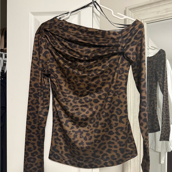 Guess Tops - Leopard Print Off-Shoulder Top